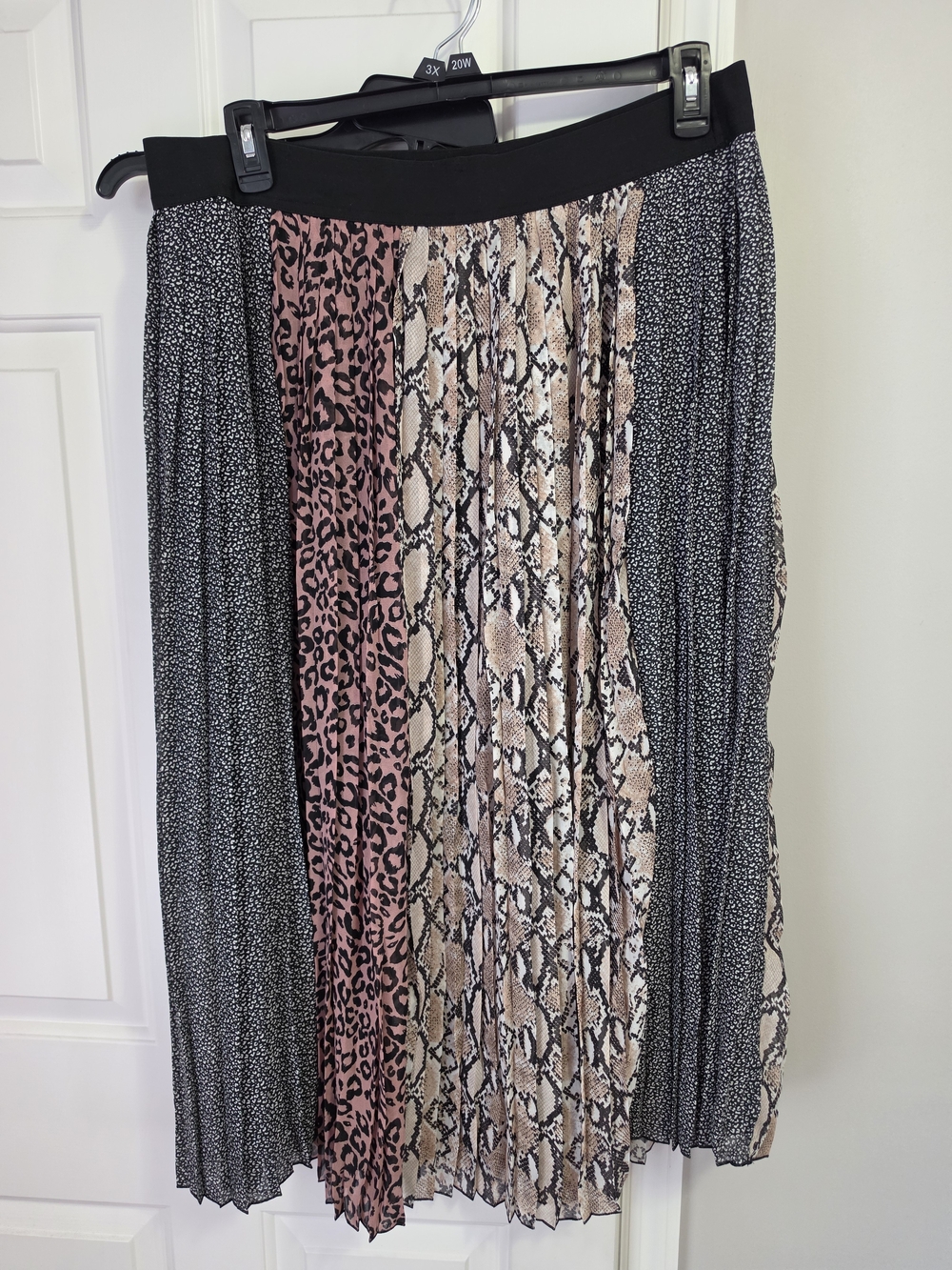 ODDY Mixed Animal-Print Pleated Midi Skirt NWT 3x
